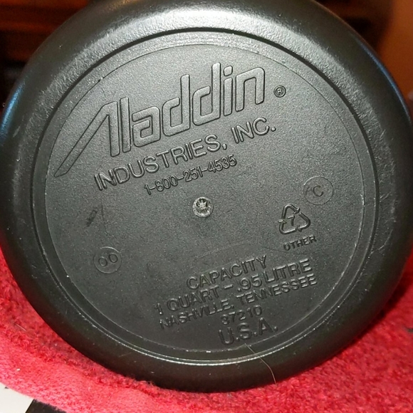 Aladdin ® Hot/Cold Thermos - Picture 3 of 7